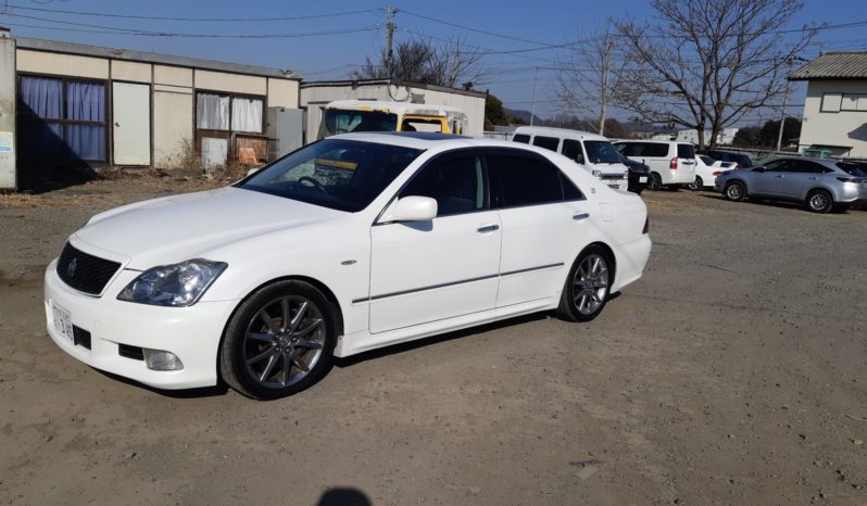 Toyota Crown Athlete full