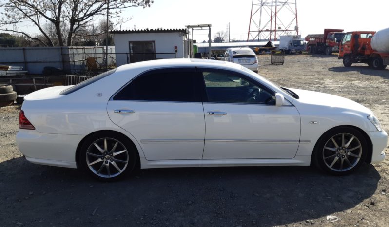 Toyota Crown Athlete full