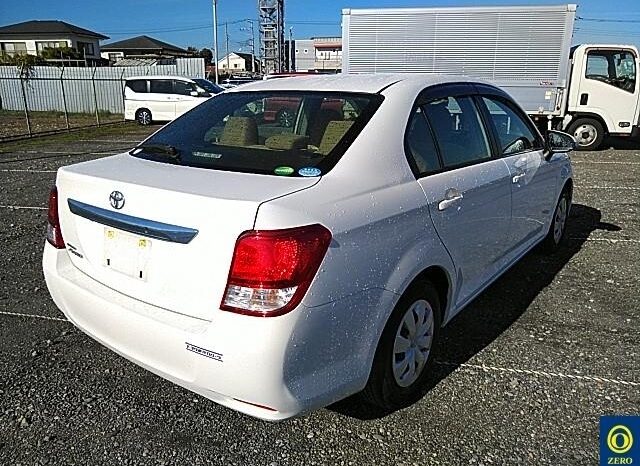 Toyota Corolla Axio full