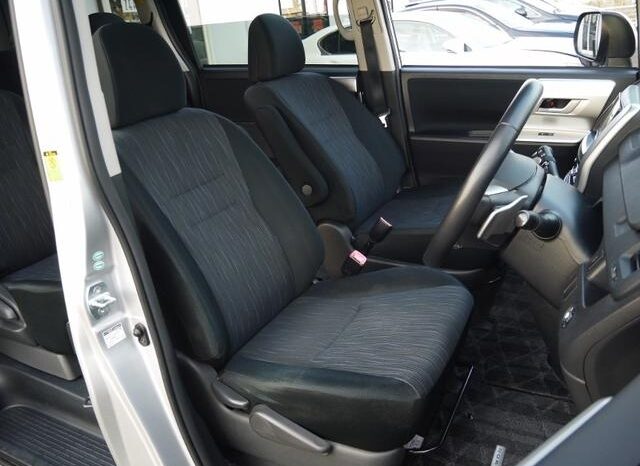 Toyota Noah S.I. full