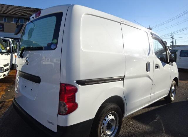 Nissan NV 200 full