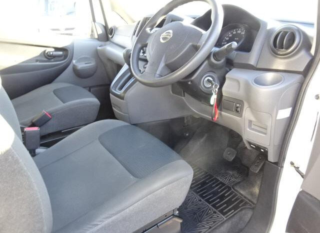 Nissan NV 200 full