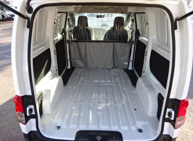 Nissan NV 200 full