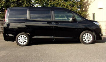 Toyota Noah full