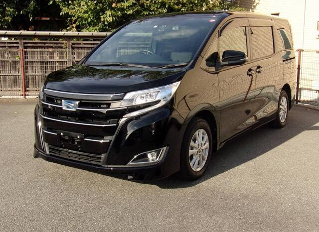 Toyota Noah full