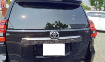Toyota Land Cruiser Prado full