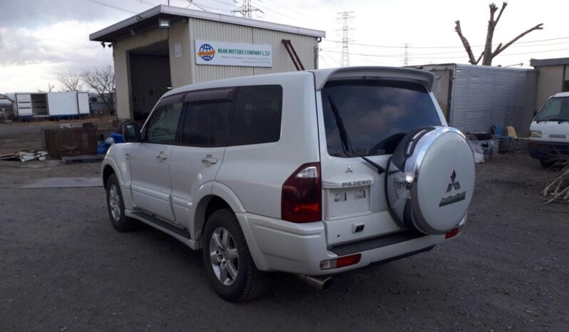 Mitsubishi Pajero 2005 full