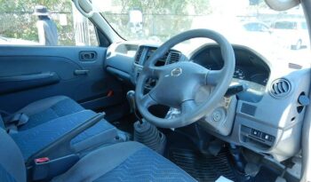 Nissan Caravan full