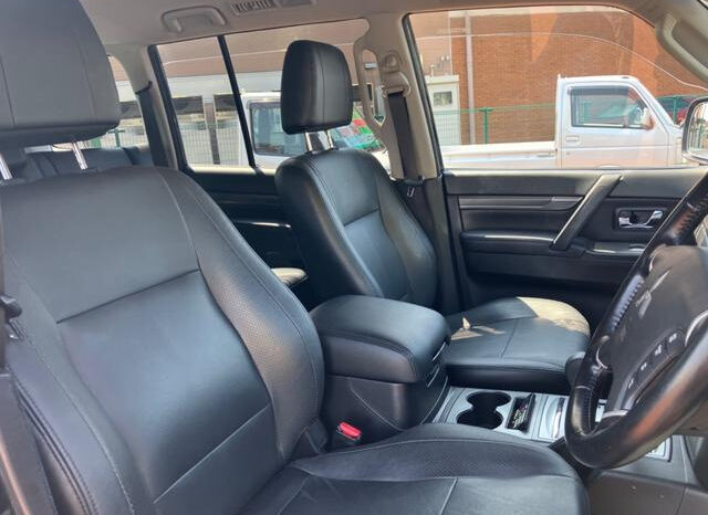 Mitsubishi Pajero (Sold) full