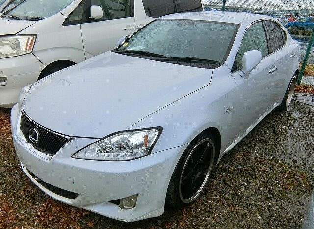 Lexus IS full