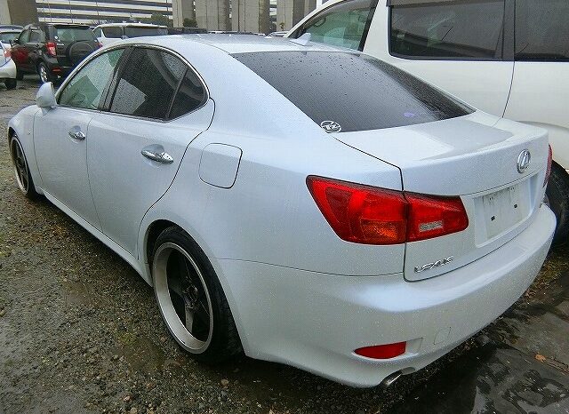 Lexus IS full