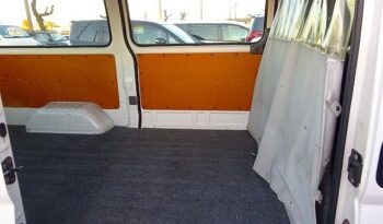 Nissan Caravan Van full