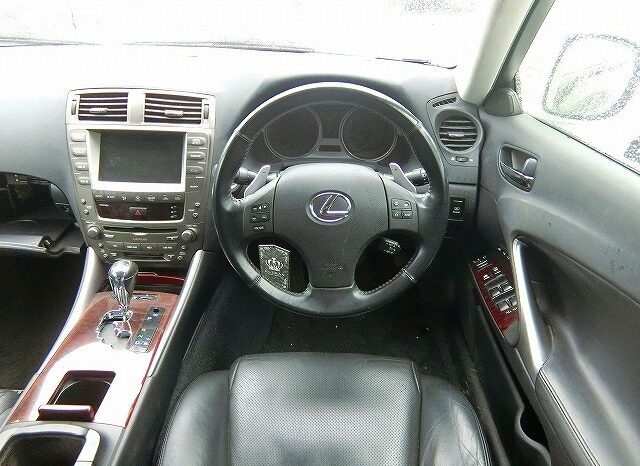 Lexus IS full