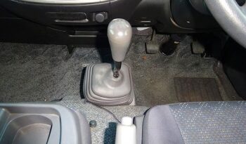 Nissan Caravan Van full
