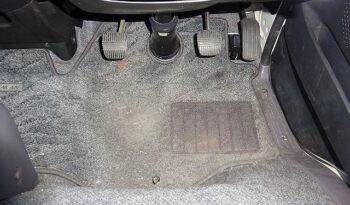 Nissan Caravan Van full