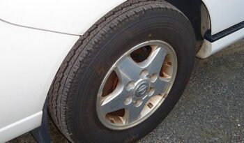 Nissan Caravan Van full