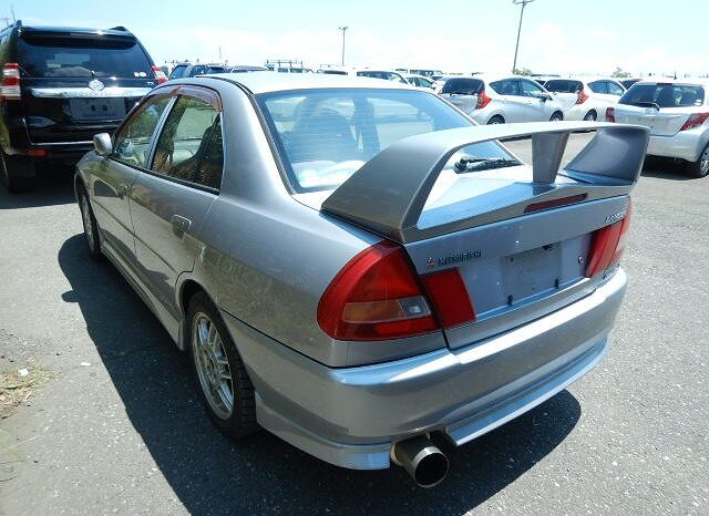 Mitsubishi Lancer full