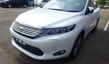 Toyota Harrier (Reserved) full