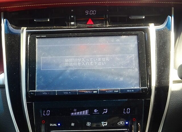 Toyota Harrier (Reserved) full