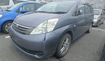 Toyota ISIS full