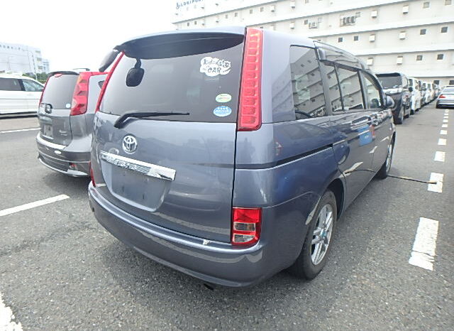 Toyota ISIS full