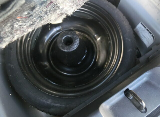 Toyota Vitz RS full