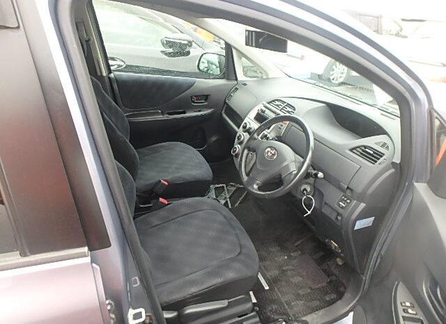 Toyota Ractis full