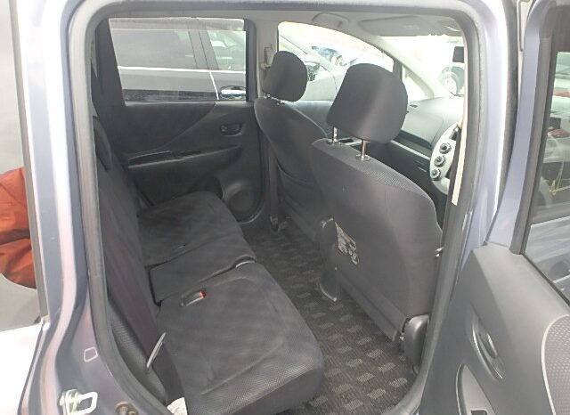 Toyota Ractis full
