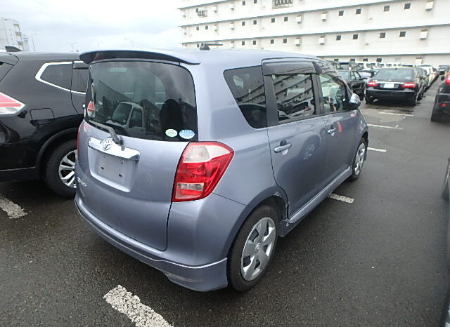 Toyota Ractis full