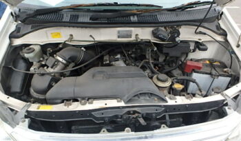 Toyota Hiace Regius full