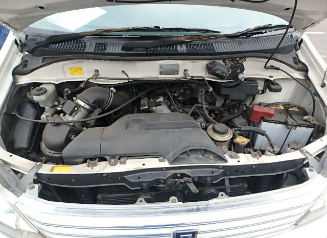 Toyota Hiace Regius full