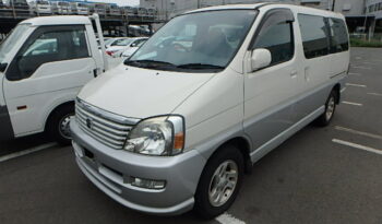 Toyota Hiace Regius full