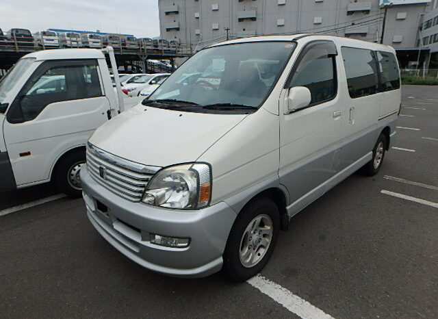 Toyota Hiace Regius full