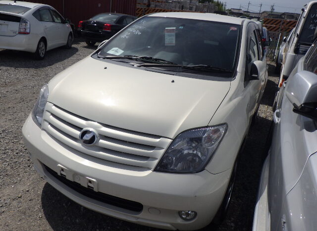 Toyota IST full