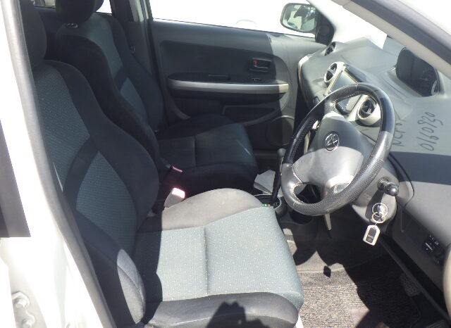 Toyota IST full
