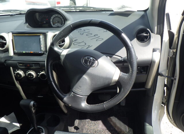 Toyota IST full