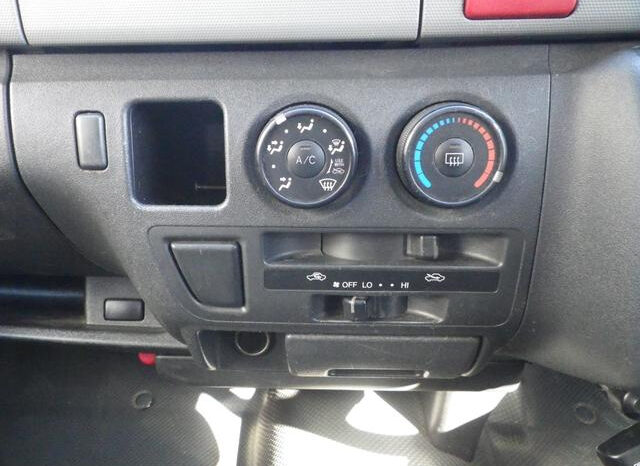 Toyota Hiace Van (Reserved) full