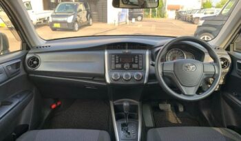 Toyota Corolla Fielder full