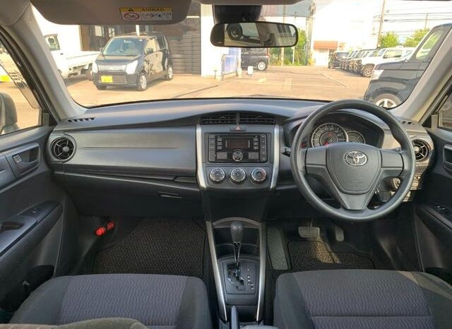 Toyota Corolla Fielder full