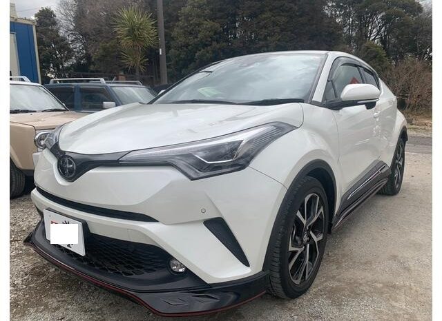 Toyota CH-R full