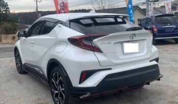 Toyota CH-R full