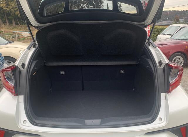 Toyota CH-R full
