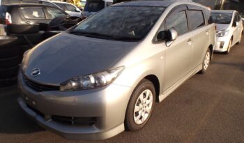 Toyota Wish full