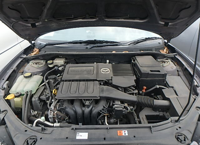 Mazda Axela full