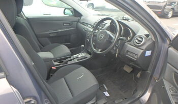 Mazda Axela full