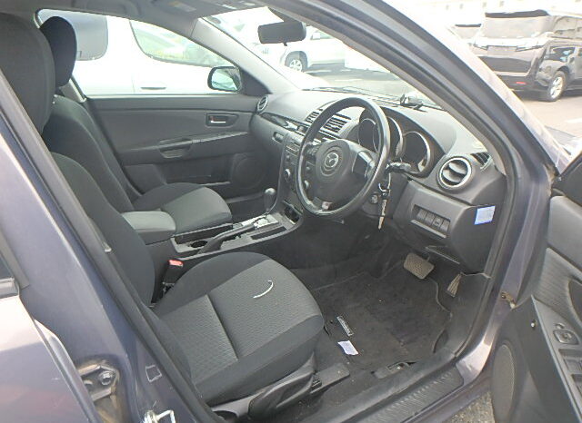 Mazda Axela full