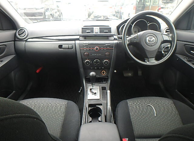 Mazda Axela full