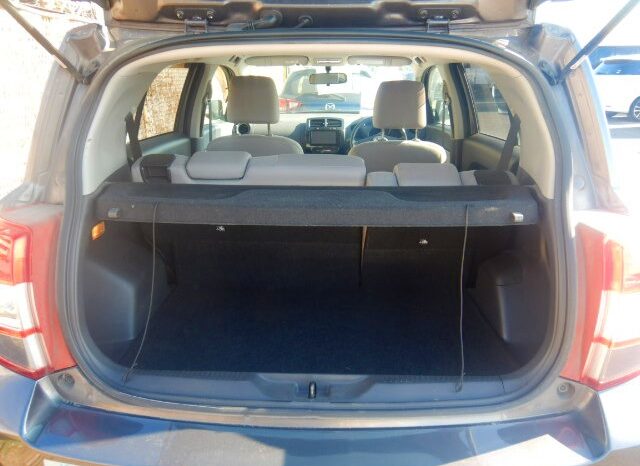 Toyota IST full