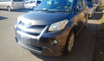 Toyota IST full