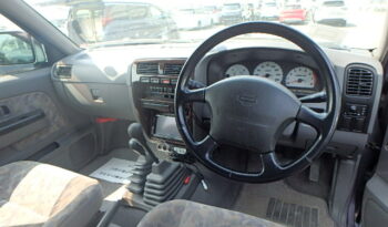 Nissan Datsun Pickup full